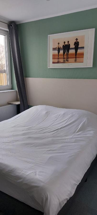 Apartamento Louis Maaseik Exterior foto