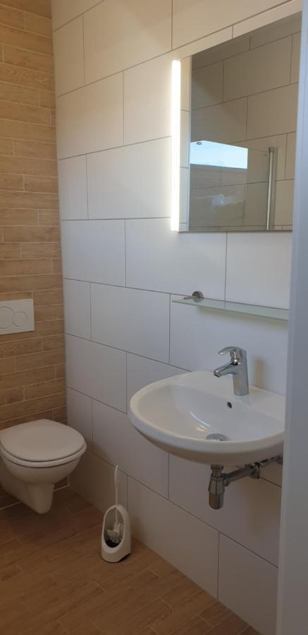 Apartamento Louis Maaseik Exterior foto