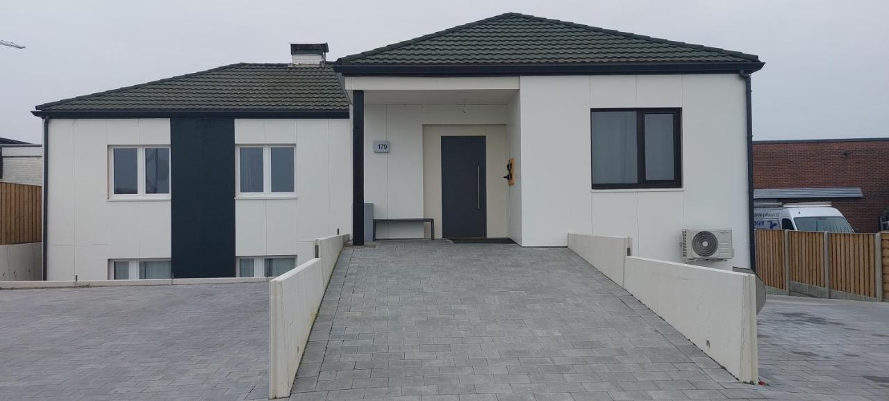 Apartamento Louis Maaseik Exterior foto